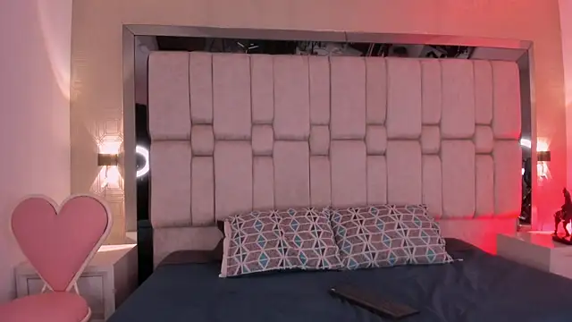 SusiMendez online show from 04.11.26