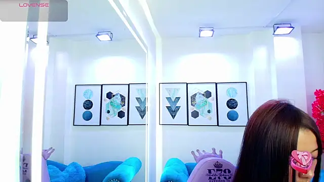 Chloe meoww online show from 03.24.26