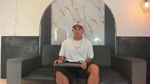 Latins on fire online show from 05.25.26