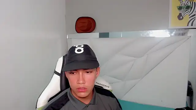 Street poemm  online show from 02.25.26