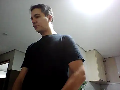 Snapshot of FabioZoe1 chatting on 04.25.26 FabioZoe1 online show from 04.25.26