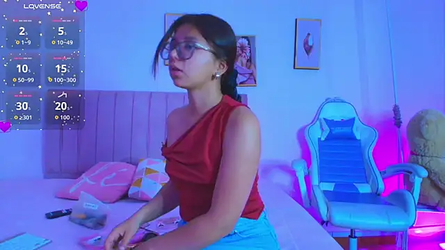 Zoow bluussh online show from 02.26.26