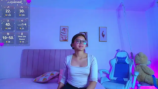 Snapshot of Zoow_bluussh chatting on 03.02.26 Zoow bluussh online show from 03.02.26