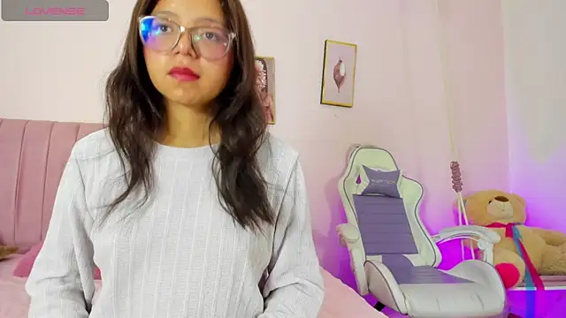 Snapshot of Zoow_bluussh chatting on 03.26.26 Zoow bluussh online show from 03.26.26