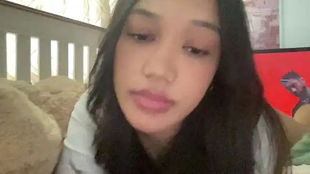 Snapshot of cinnabunnss chatting on 02.21.26 cinnabunnss online show from 02.21.26