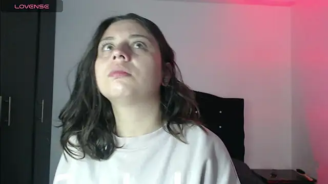 Ana  arms online show from 04.21.26