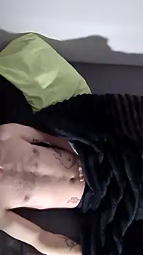 Snapshot of elong007 chatting on 02.24.26 elong007 online show from 02.24.26