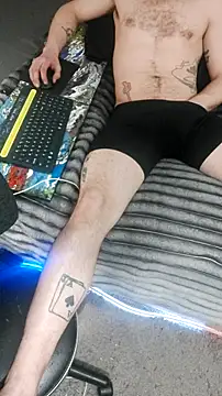 Snapshot of elong007 chatting on 04.10.26 elong007 online show from 04.10.26