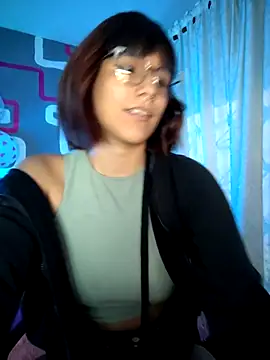 Snapshot of ElowenVirelle chatting on 02.21.26 ElowenVirelle online show from 02.21.26