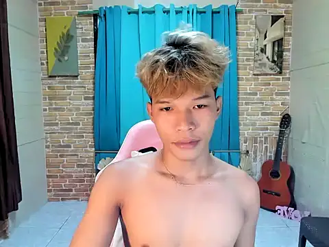 Snapshot of Nick_cummer12 chatting on 06.16.26 Nick cummer12 online show from 06.16.26