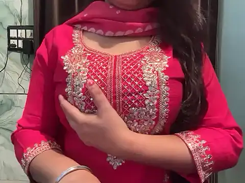 Avneet kaurr1 online show from 05.10.26