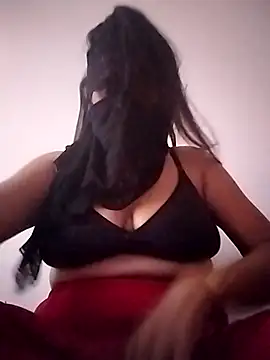 Snapshot of Shanuhotx chatting on 03.05.26 Shanuhotx online show from 03.05.26