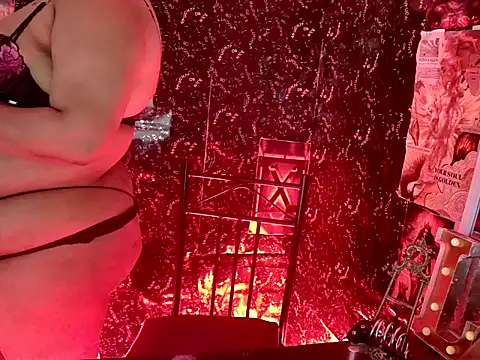 MistressMileenaMiami online show from 05.18.26