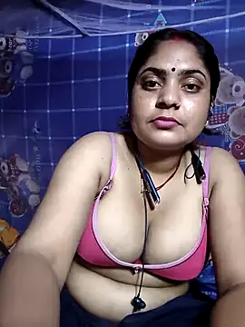 Aanushaka online show from 04.17.26