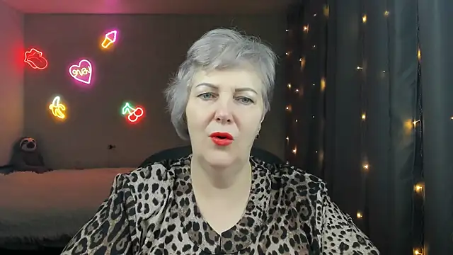 Mary-Leee online show from 03.14.26