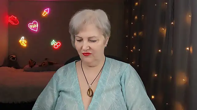 Mary-Leee online show from 04.03.26