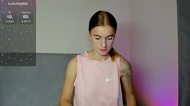 Snapshot of Stacey_Brow chatting on 07.17.26 Stacey Brow online show from 07.17.26