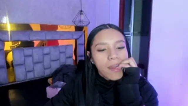 miiaboss  online show from 03.27.26