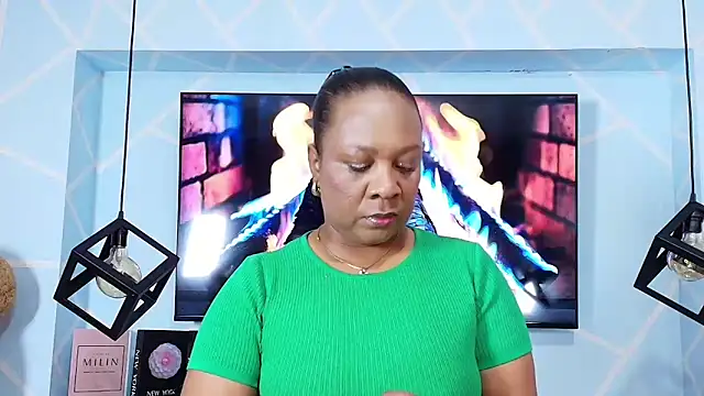 Snapshot of sharon_noa chatting on 05.14.26 sharon noa online show from 05.14.26