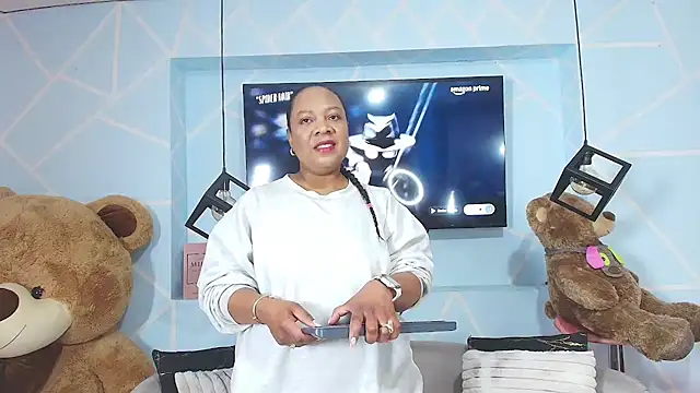 Snapshot of sharon_noa chatting on 05.25.26 sharon noa online show from 05.25.26