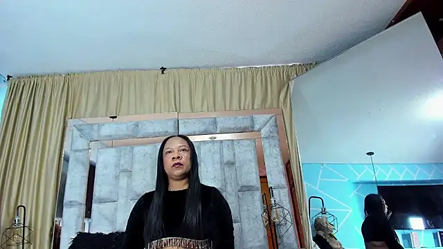 Snapshot of sharon_noa chatting on 06.17.26 sharon noa online show from 06.17.26