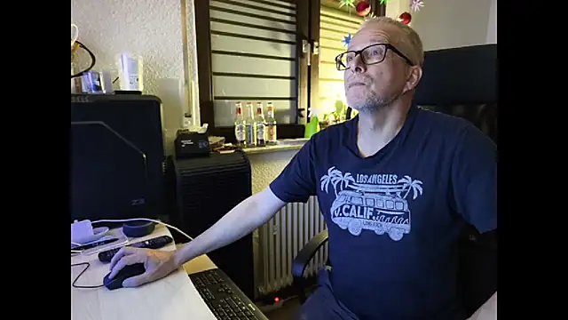 loenne1 online show from 06.13.26