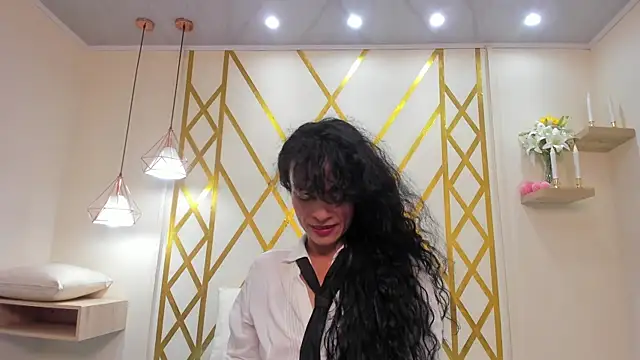 Becca Milf online show from 04.10.26