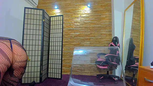 MiaNoirr online show from 02.27.26