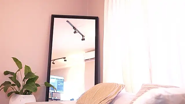 mekari fox online show from 03.24.26