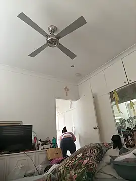 touchmybodybaby online show from 03.05.26