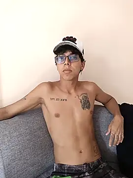 TuPapi 21 online show from 03.28.26