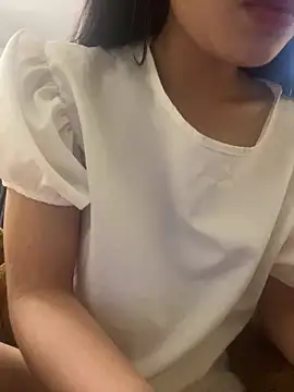 Snapshot of Rio-cute chatting on 06.18.26 Rio-cute online show from 06.18.26