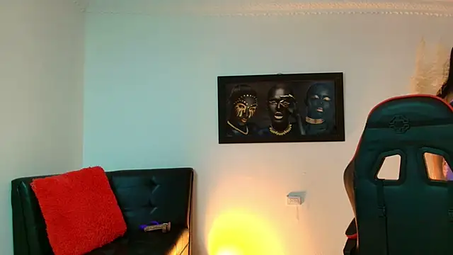 sara lux1 online show from 03.13.26