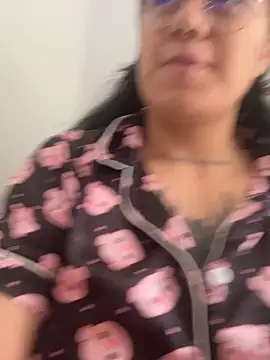 Snapshot of Mailly_Gaby chatting on 02.22.26 Mailly Gaby online show from 02.22.26