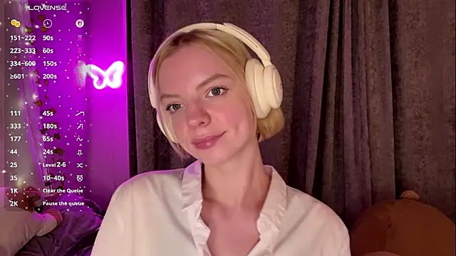 Snapshot of Marry_Sornatiko chatting on 07.23.26 Marry Sornatiko online show from 07.23.26