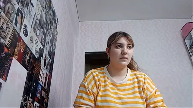 Snapshot of JanineThielman chatting on 07.07.26 JanineThielman online show from 07.07.26