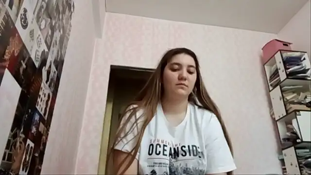 Snapshot of JanineThielman chatting on 07.12.26 JanineThielman online show from 07.12.26