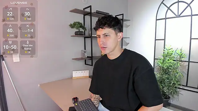 Snapshot of kamal_wolff chatting on 02.26.26 kamal wolff online show from 02.26.26