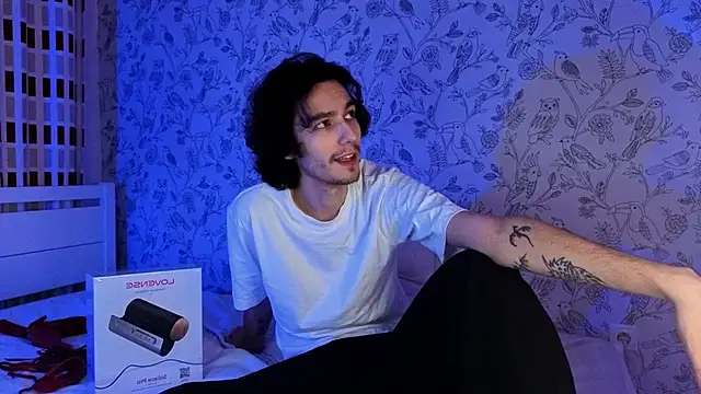 crybae online show from 03.16.26