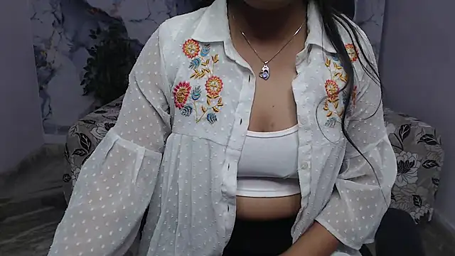 Aayesha-queen online show from 07.03.26