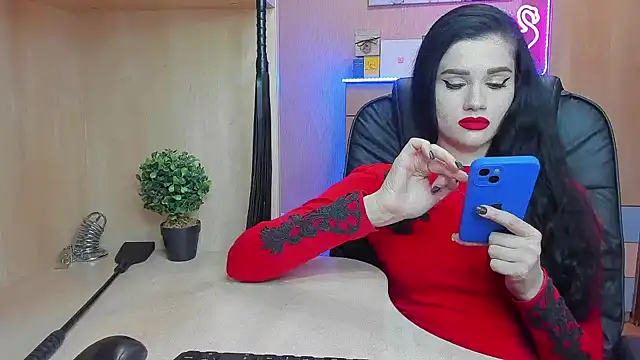 Snapshot of KristiTopxx chatting on 02.14.25 KristiTopxx online show from 02.14.25