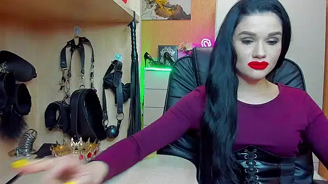 Snapshot of KristiTopxx chatting on 11.01.25 KristiTopxx online show from 11.01.25