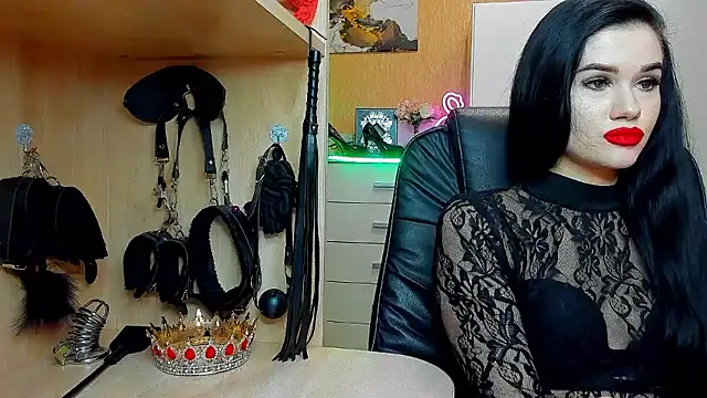 Snapshot of KristiTopxx chatting on 03.20.26 KristiTopxx online show from 03.20.26