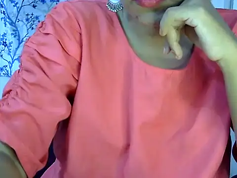 Snapshot of Neha_Sharma2 chatting on 06.11.26 Neha Sharma2 online show from 06.11.26