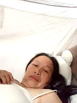 heesuu11 online show from 03.30.26