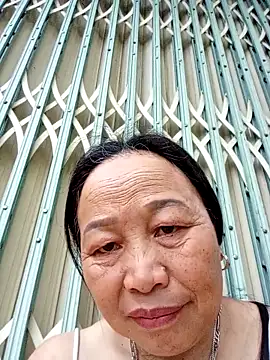 heesuu11 online show from 04.17.26