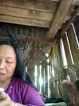 heesuu11 online show from 04.22.26