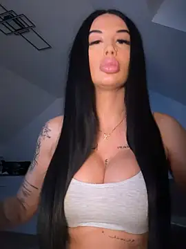 SpicyViviana online show from 02.28.26