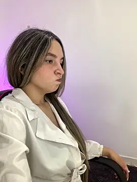 Snapshot of MANU_EF chatting on 02.24.26 MANU EF online show from 02.24.26