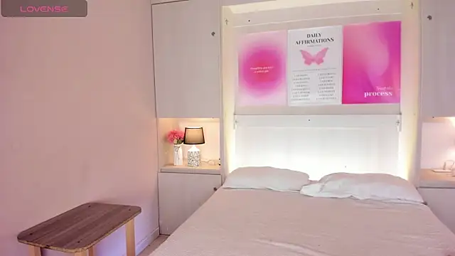 Oshun 444 online show from 03.17.26